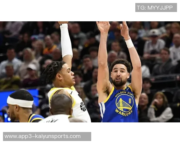 寒冰射手克莱替补出场17分钟全场失准三分球五投皆失未能得分