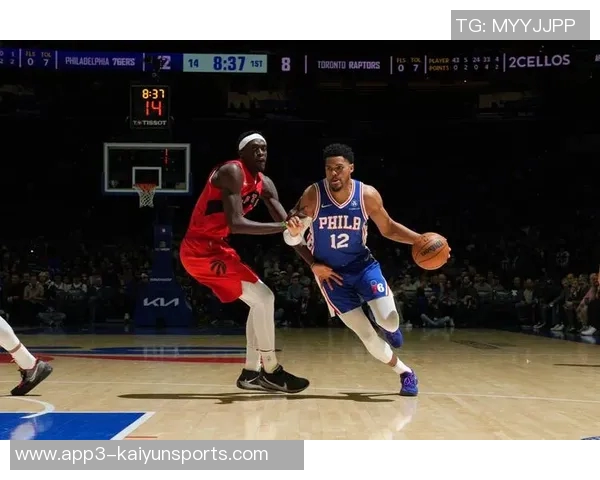 布克连得五分迅速拉开比分罚球线急停跳投与反击三分震撼篮网